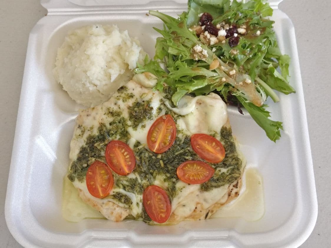 Pechuga Gratinada al Pesto