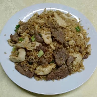 Arroz con Pollo y Carne