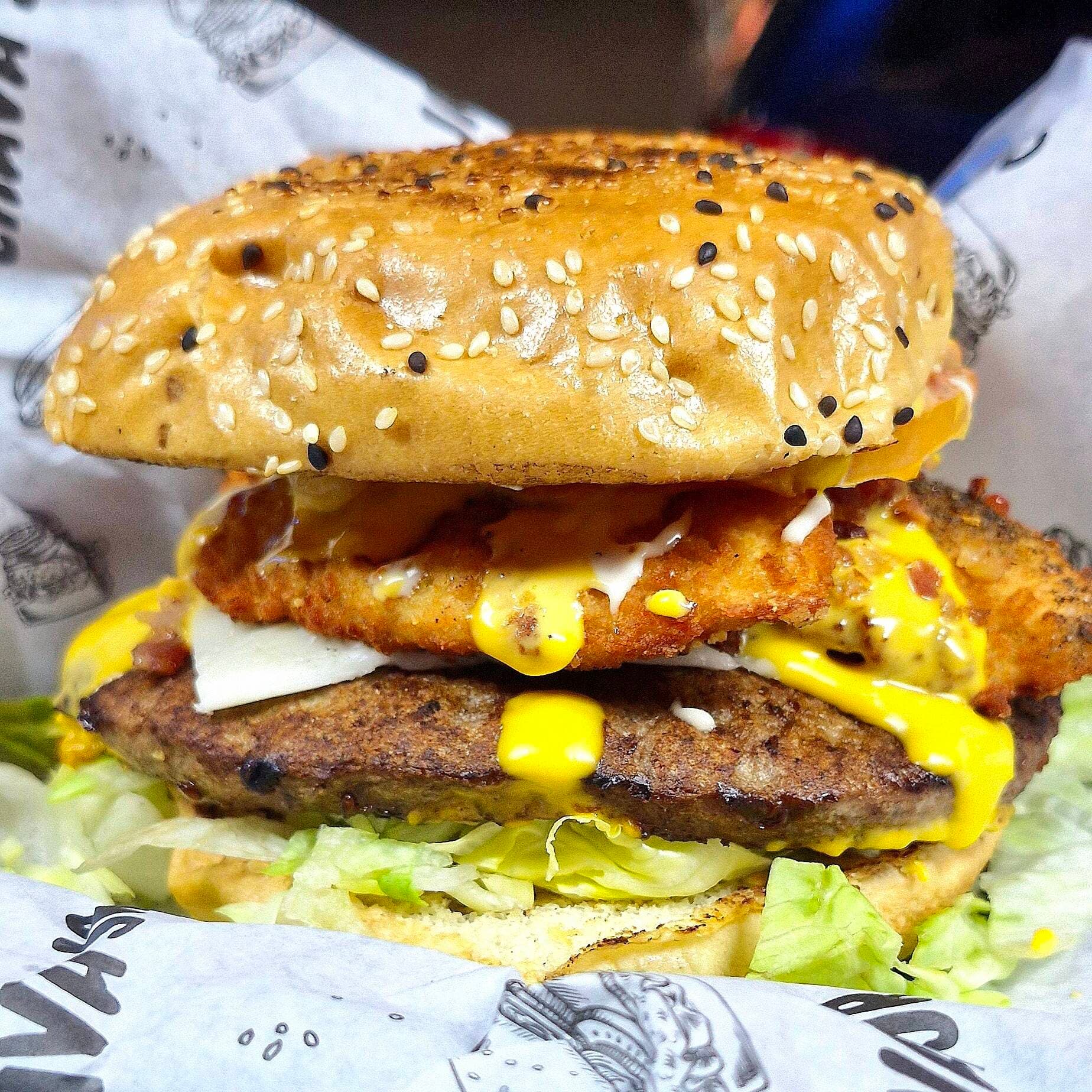 Hamburguesa de Arrachera con Pechuga
