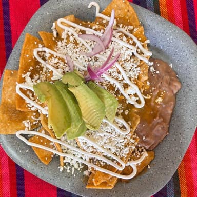CHILAQUILES VERDES