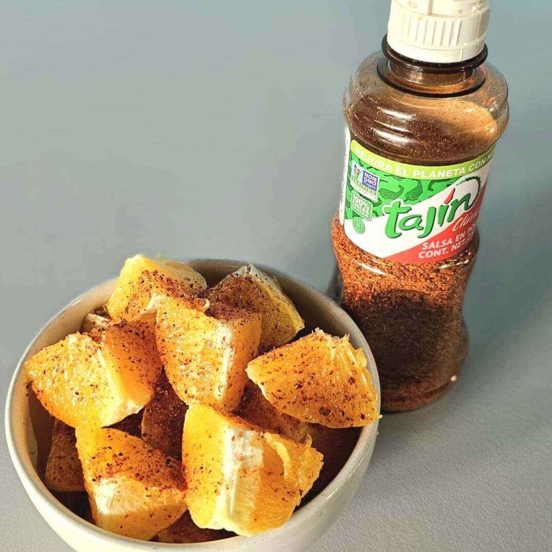 Coctel con TAJÍN y Limón