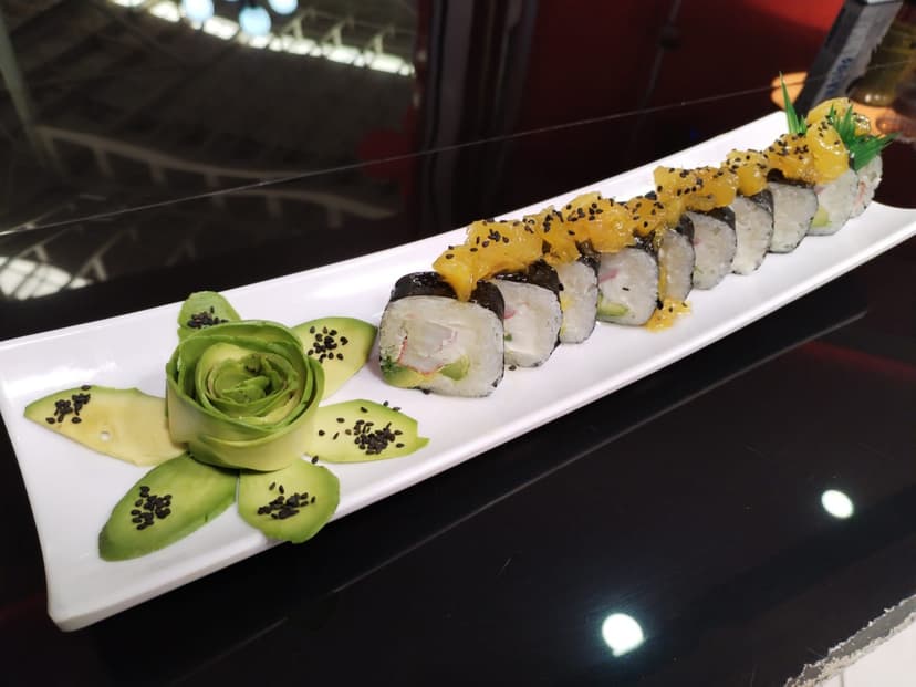 Kioto Roll (Makis & Sushi)