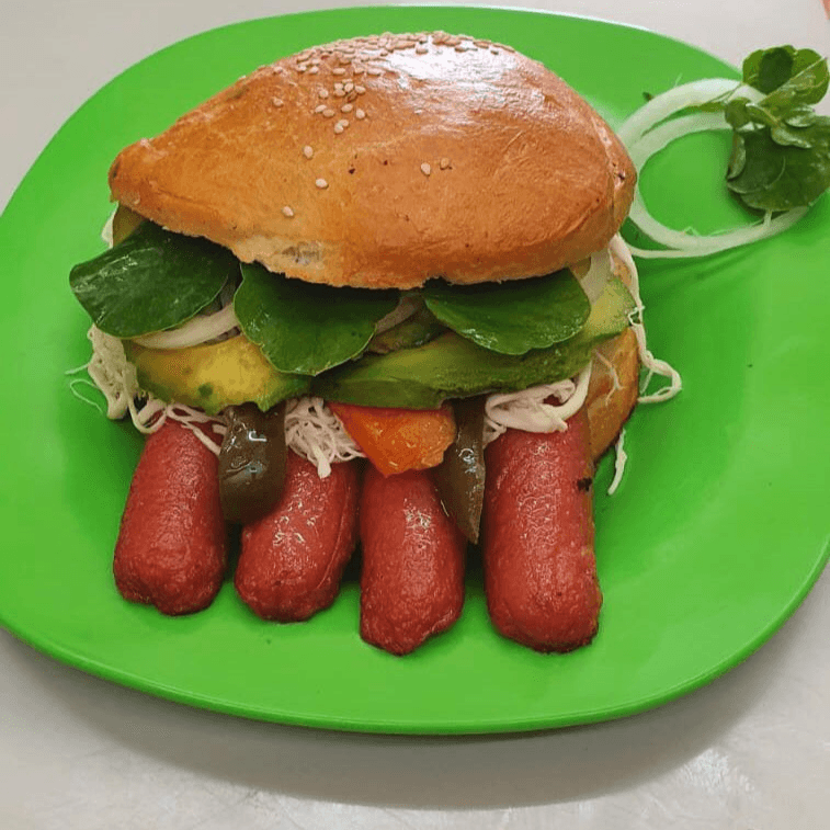 CEMITA DE SALCHICHA ..