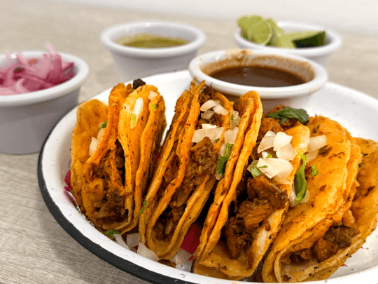 Birrieria El Azteca