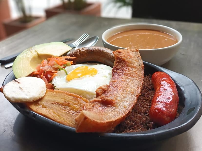 Restaurante Donde Juancho ( LA ESTRELLA)