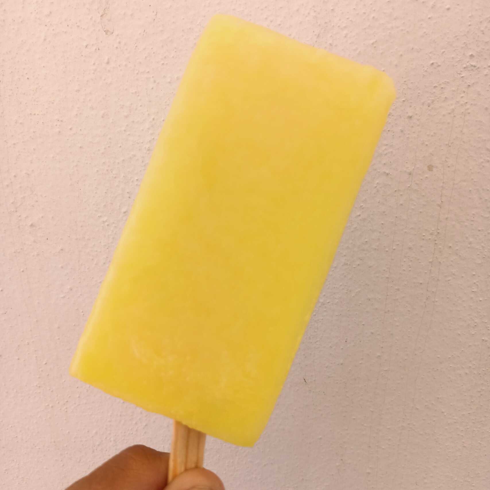 Paleta de Agua de Rompope