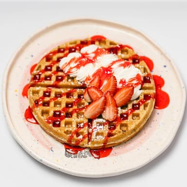 Waffle de Fresas con Crema