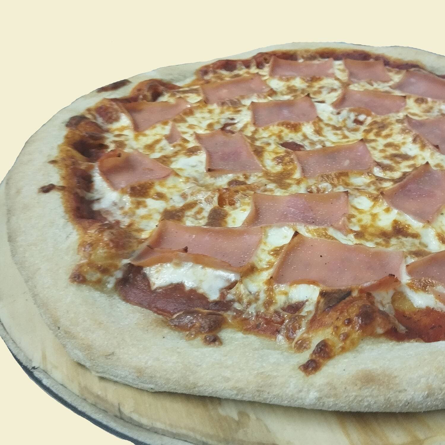 Pizza grande de jamón