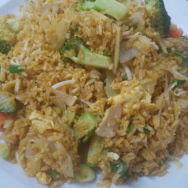 Arroz en vegetariano  salsa o Seco