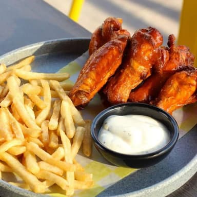 Alitas 20 pz + papas