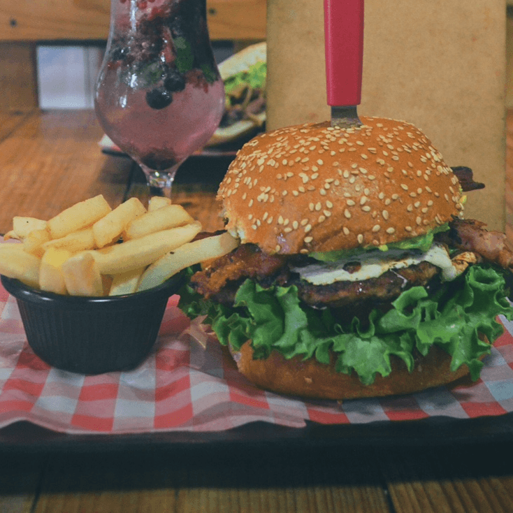 Hamburguesa  + Papas