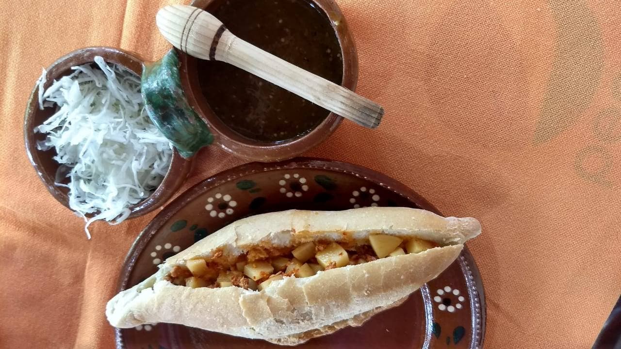 Lonche de Papas con Chorizo