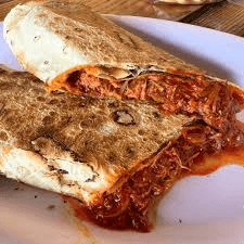 Burro de Carne con Chile