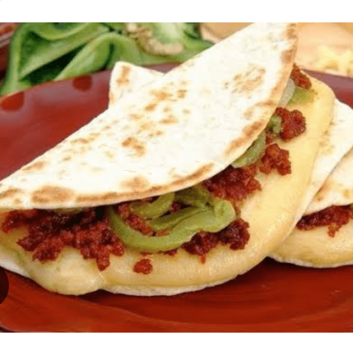 Quesadilla con Bistec Encebollado