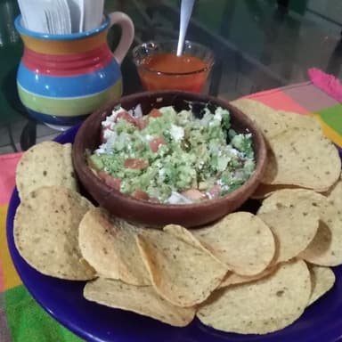 Guacamole con Totopos