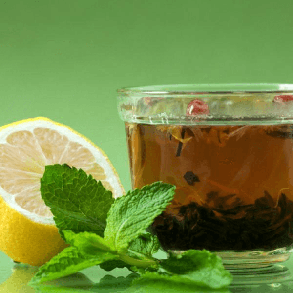 Agua de Té verde y Limón real.
