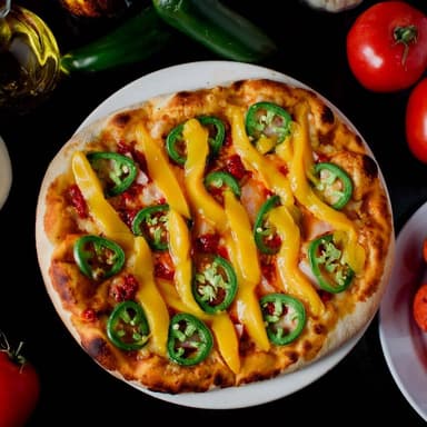 Pizza de Mango, Chorizo, Tocino y Rajas