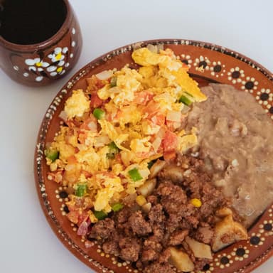 Huevos Estrellados o Revueltos