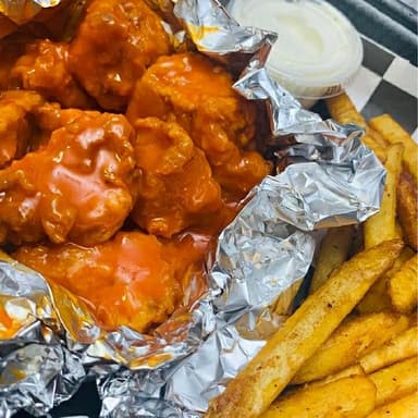 Boneless Personal 🍗🍟⭐