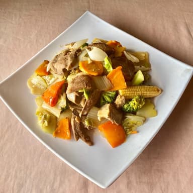 Lengua Especial en Salsa de Ostión