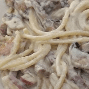 Pasta a la Carbonara con pollo