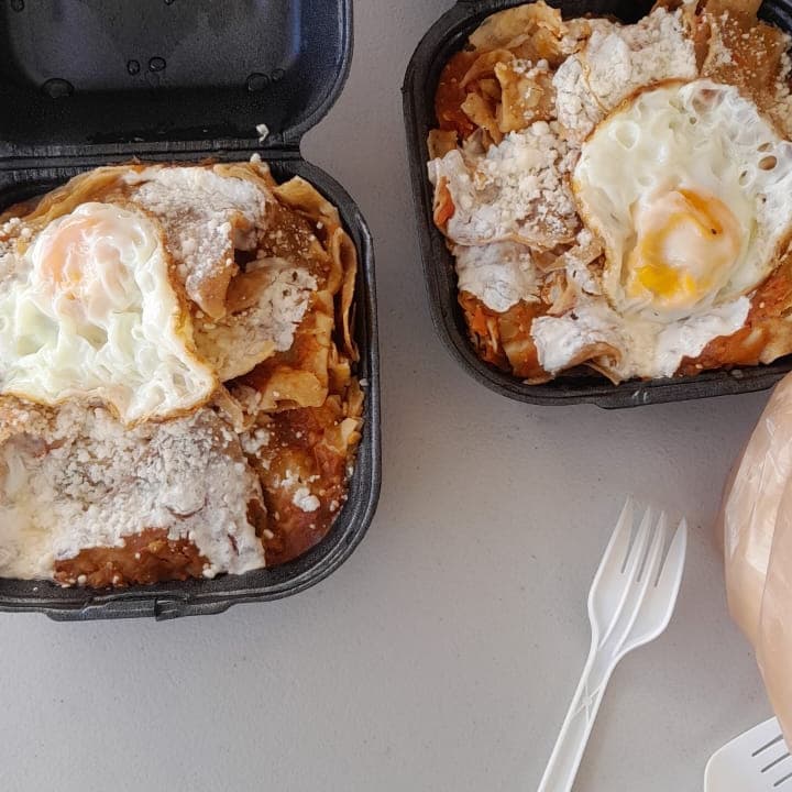 Chilaquiles con Huevo