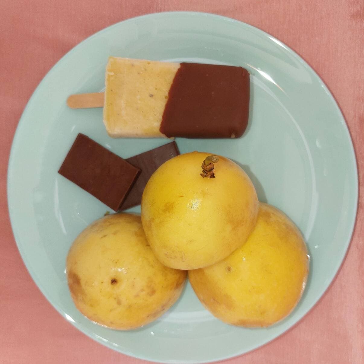 Paleta de Maracuyá con Chocolate
