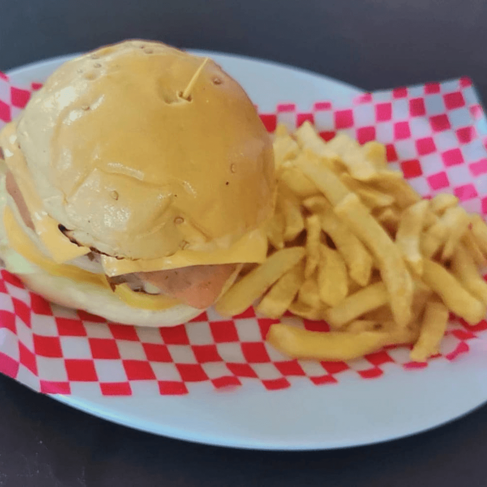 Burger de Carne & Papa Frita