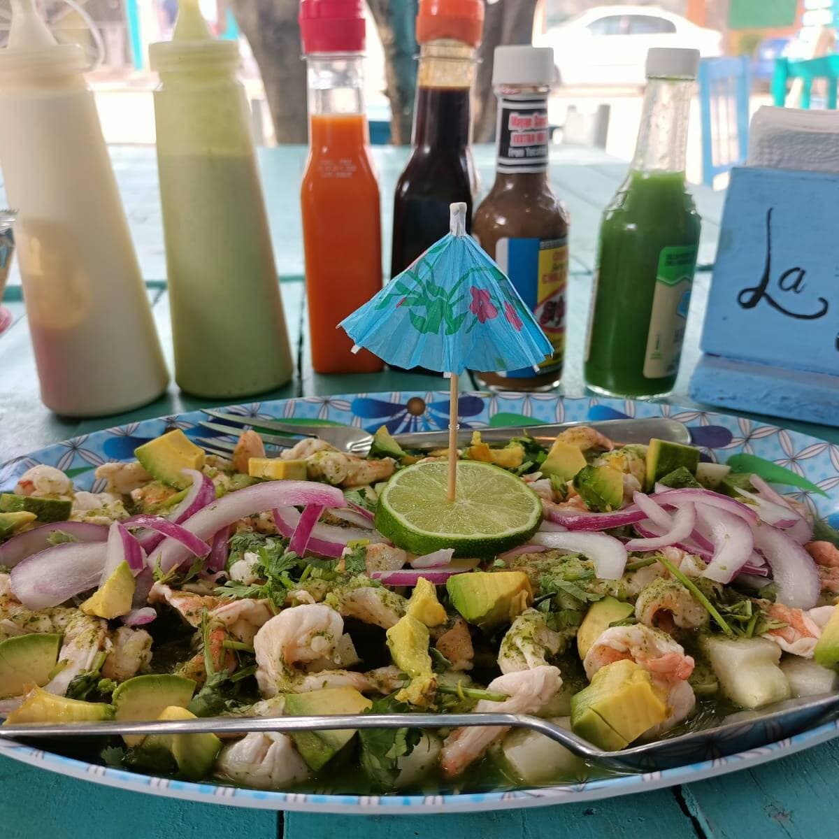Aguachile Verde. un clasico en la playita.