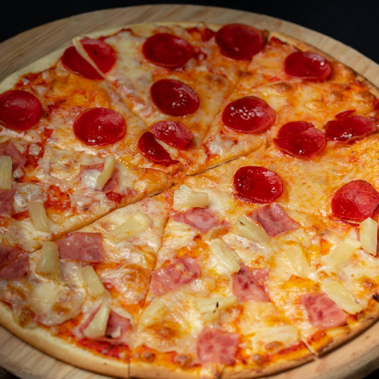 Pizza Hawaiana