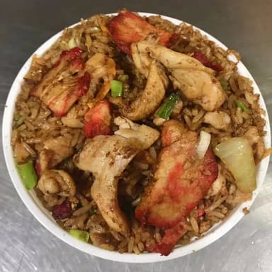 09. Arroz Frito con Lechón y Pollo 叉鸡饭
