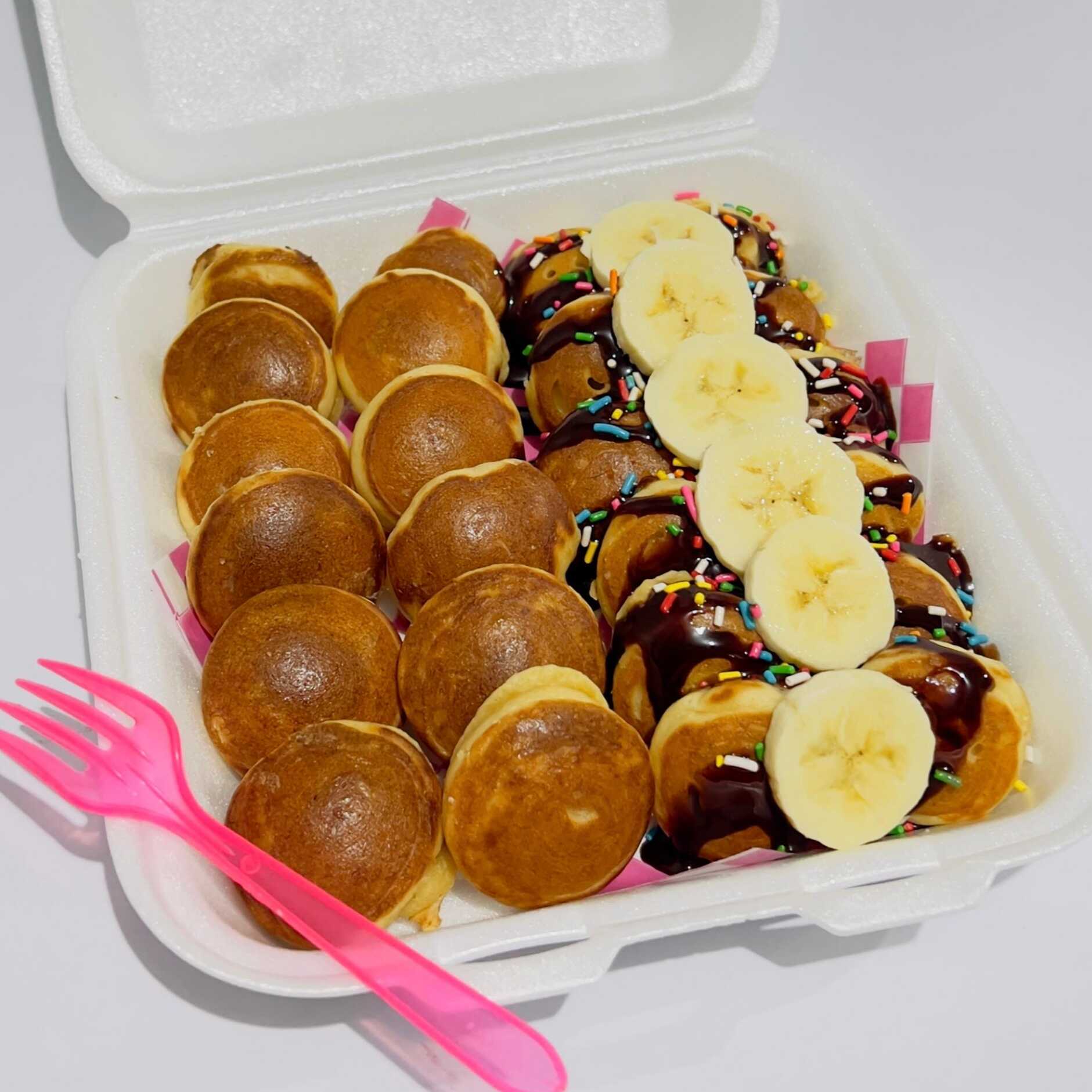 24 Mini Hot Cakes
