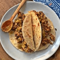 (2) Burritos de Chorizo con Huevo