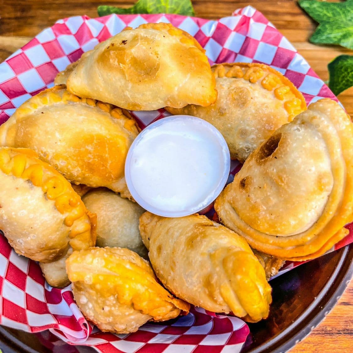 Combo 10 Miniempanadas + 1 Bebida de 250 Ml
