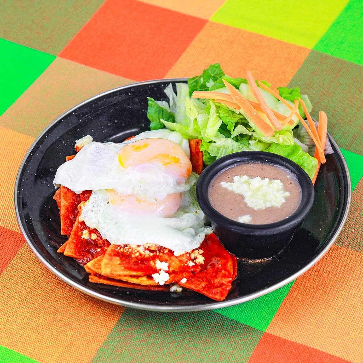 Chilaquiles con Huevo