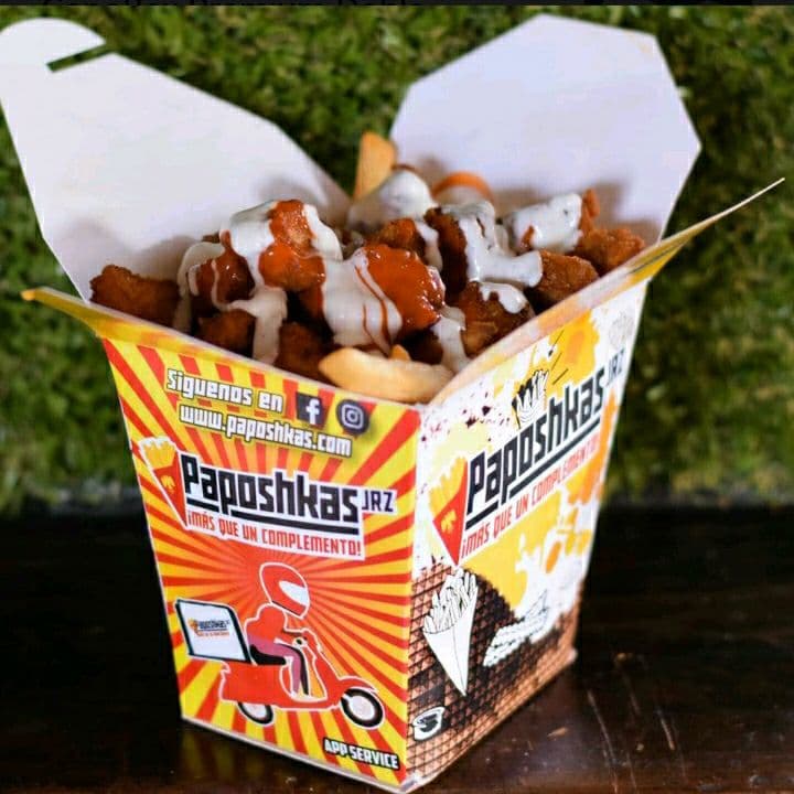 Cono Box Papas con Boneless Triple