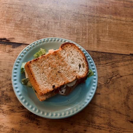 Sándwich Pollo/Queso