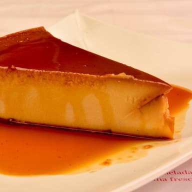 Flan Napolitano