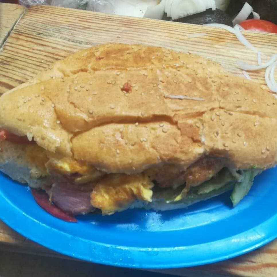 HUEVO CON QUESILLO