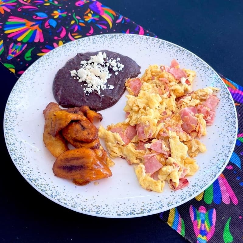 Huevos con Jamón