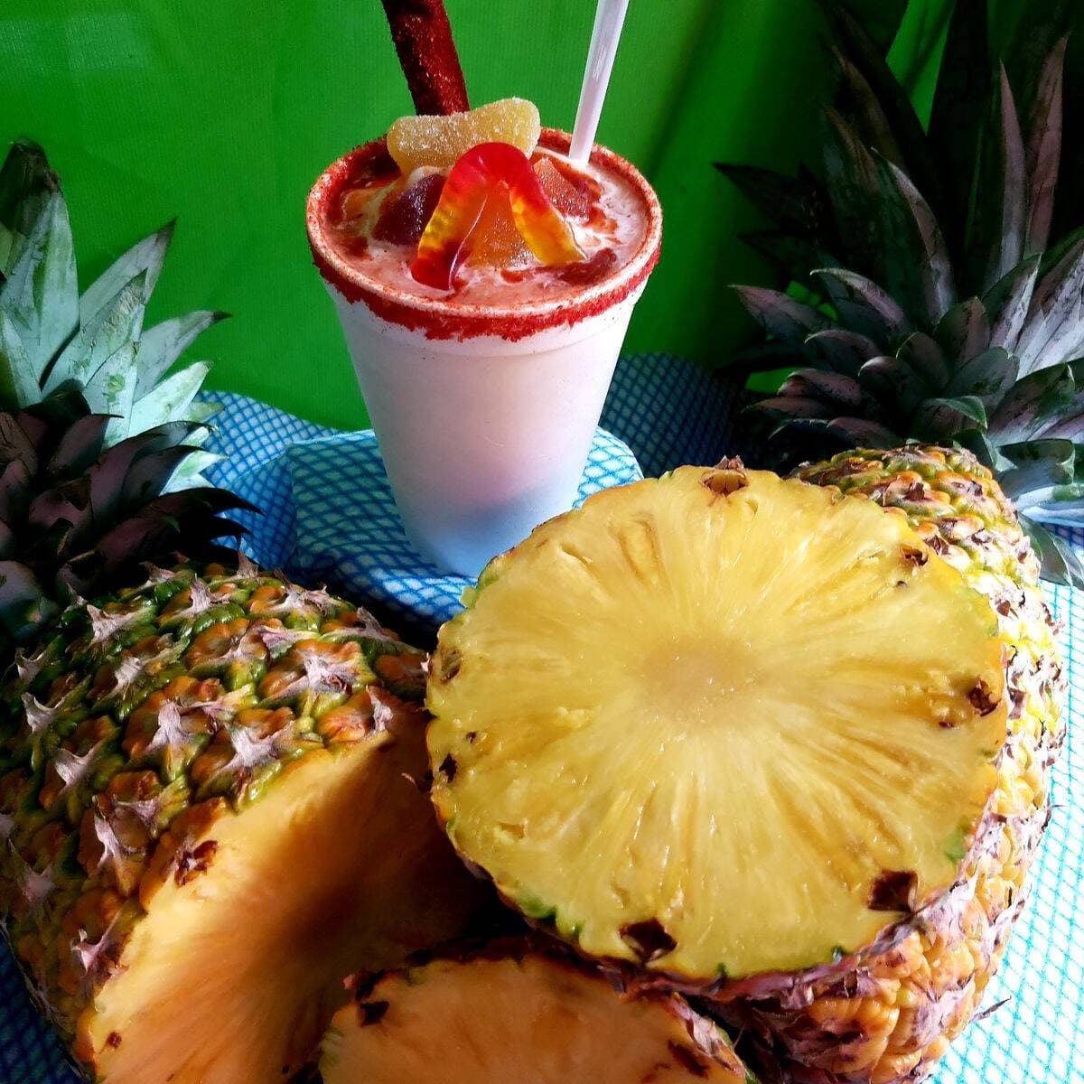 Chamoyadas Piña Medio Litro