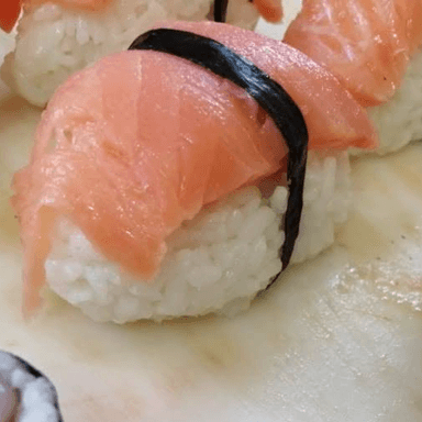 Nigiri de Salmón
