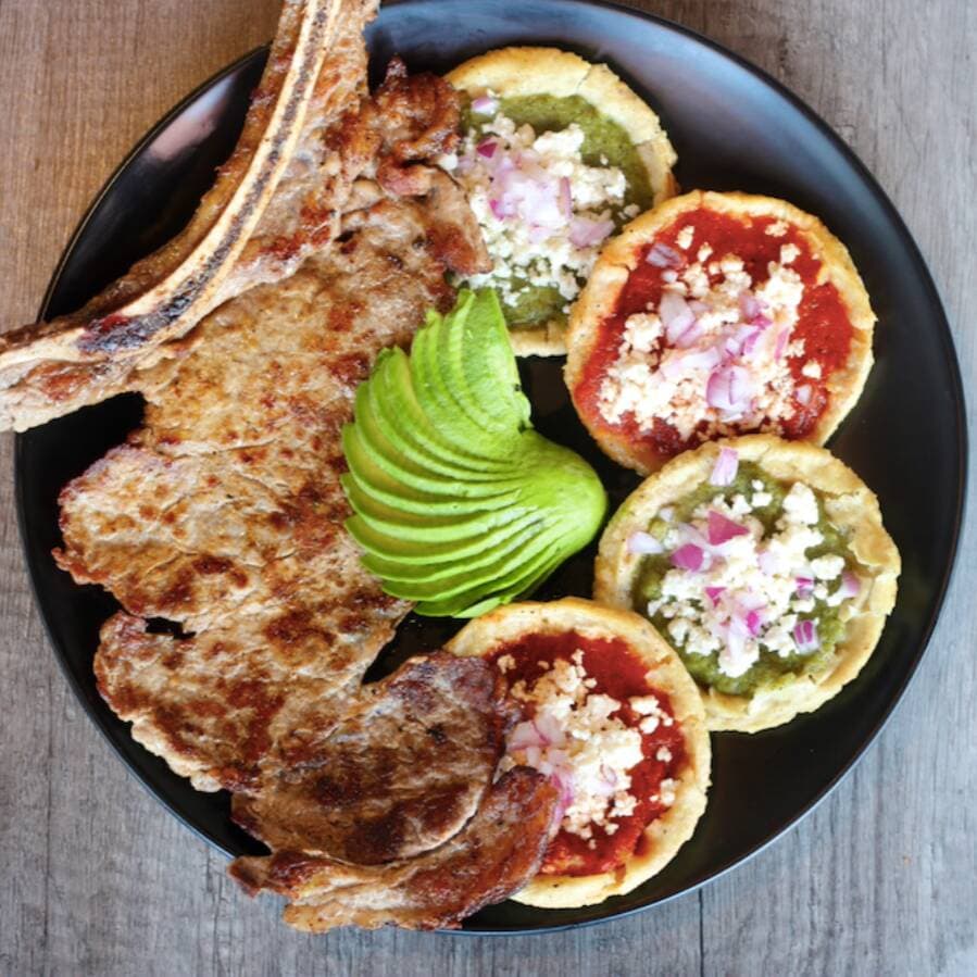 Orden de Picaditas (4 pz) con Costilla