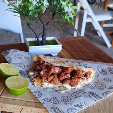 Queso Carne