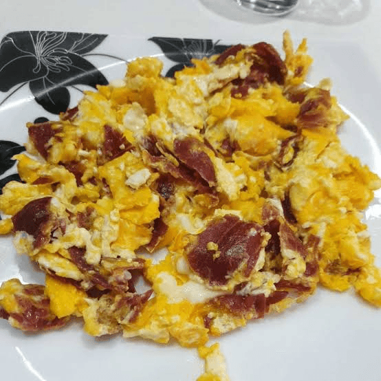 Huevos con Tocino