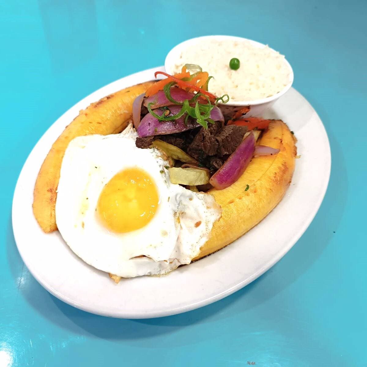 Lomo Saltado a Lo Pobre