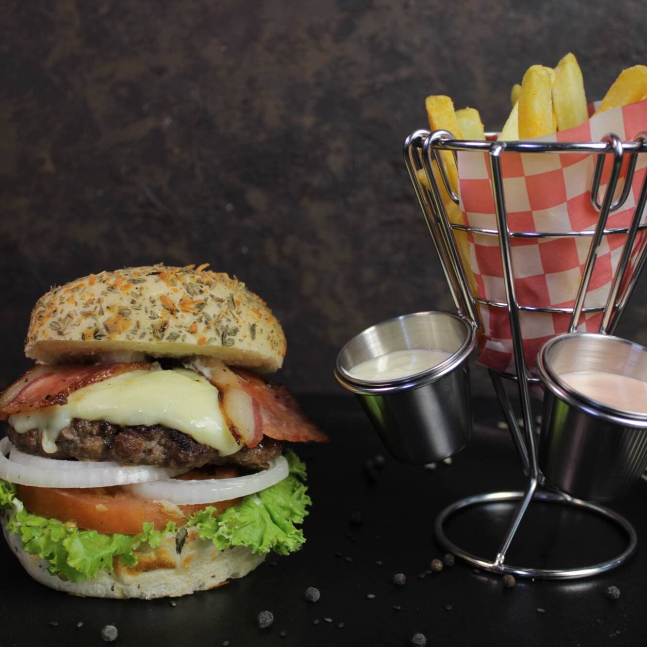 Combo Hamburguesa Artesanal Clásica de Res