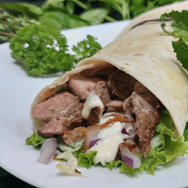 Tico Wrap con Pollo Asado
