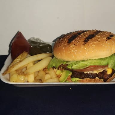 COMBO BURGER SENCILLA + PAPAS Y SODA 🍔🍟🥤