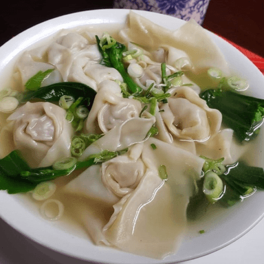 Sopa de Wantan de Camarón